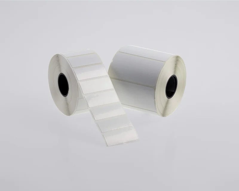 Witte ToughSurface Flextreme labels op rol voor identificatie op flexibele en ruwe oppervlakken
