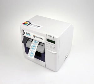 ColorCube labelprinter die full-color keuringslabels print