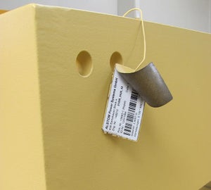 HotPaintCard met deels losgemaakt beschermlaminaat voor extra bescherming