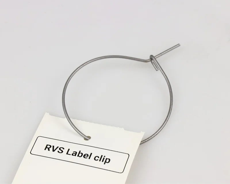 LabelClip als bevestigingsmateriaal voor hangende labels
