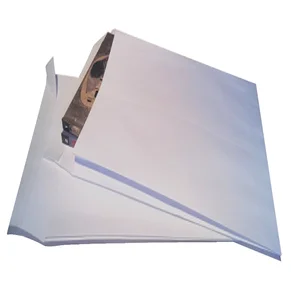 Envelop Quantore monsterzak 262x371x38mm zelfkleve