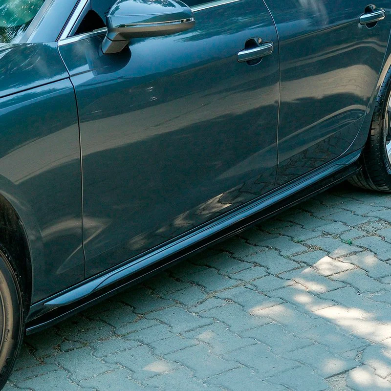 Oneway Set Sideskirts passend voor Audi A4 (B9) Sedan/Avant Facelift 2019-2024 excl. S4/S-Line – Glanzend zwart