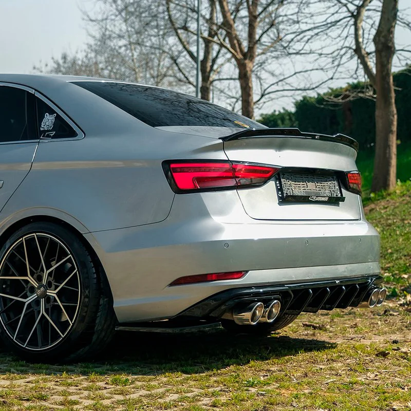 Oneway Achterbumperskirts (Hoeken) passend voor Audi A3 (8V) Sedan Facelift 2016-2020 - Glanzend zwart