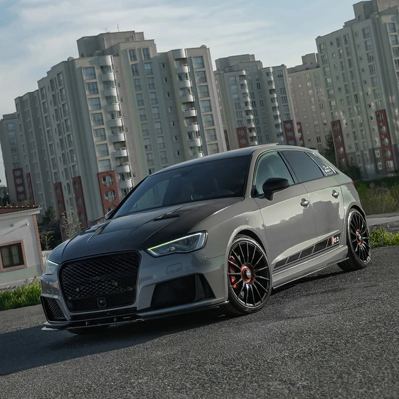 Oneway Complete bodykit passend voor Audi RS3 8V Sportback 2015-2016 – Glanzend zwart