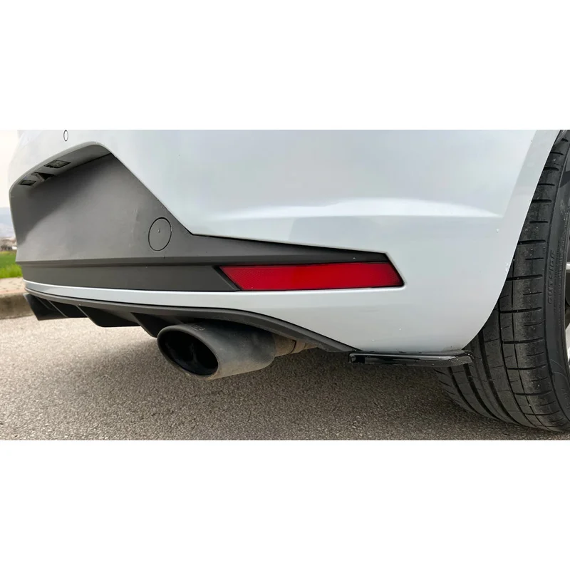 Oneway Achterbumperskirts (Hoeken) passend voor Seat Leon (5F) HB FR/Cupra 2013-2020 - Glanzend zwart