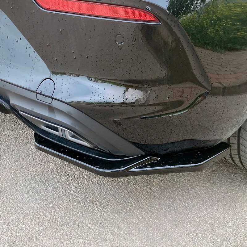 Oneway Achterbumperskirts (Hoeken) passend voor Cupra Leon HB 2020- – Versie 2 – Glanzend zwart