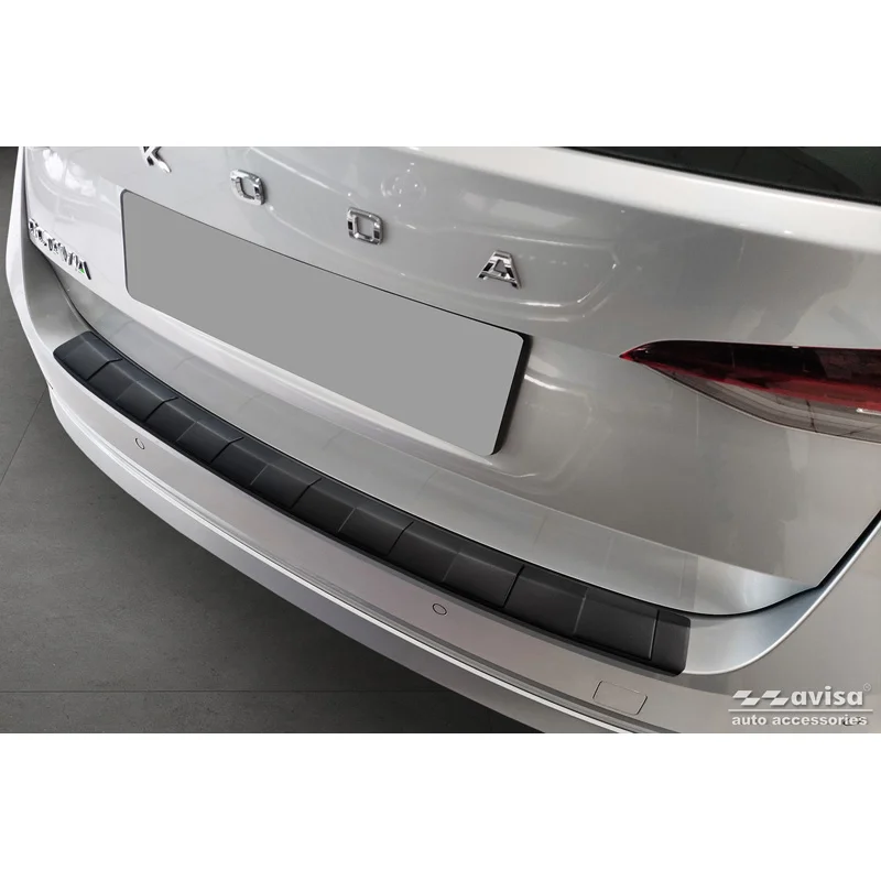 Avisa RVS Achterbumperprotector passend voor Skoda Octavia Combi (NX5) incl. RS 2020-2024 & FL 2024- - Matzwart