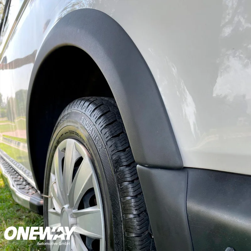 Oneway Set spatbordverbreders (Trims) passend voor Volkswagen Transporter T5/T5.1 2003-2015 (Lange wielbasis) – Matzwart