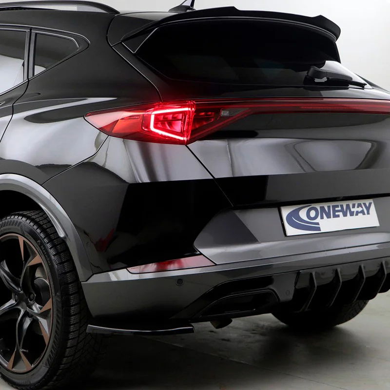 Oneway Achterbumperskirts (Hoeken) passend voor Cupra Formentor 2020-2024 & Facelift 2024- – Glanzend zwart