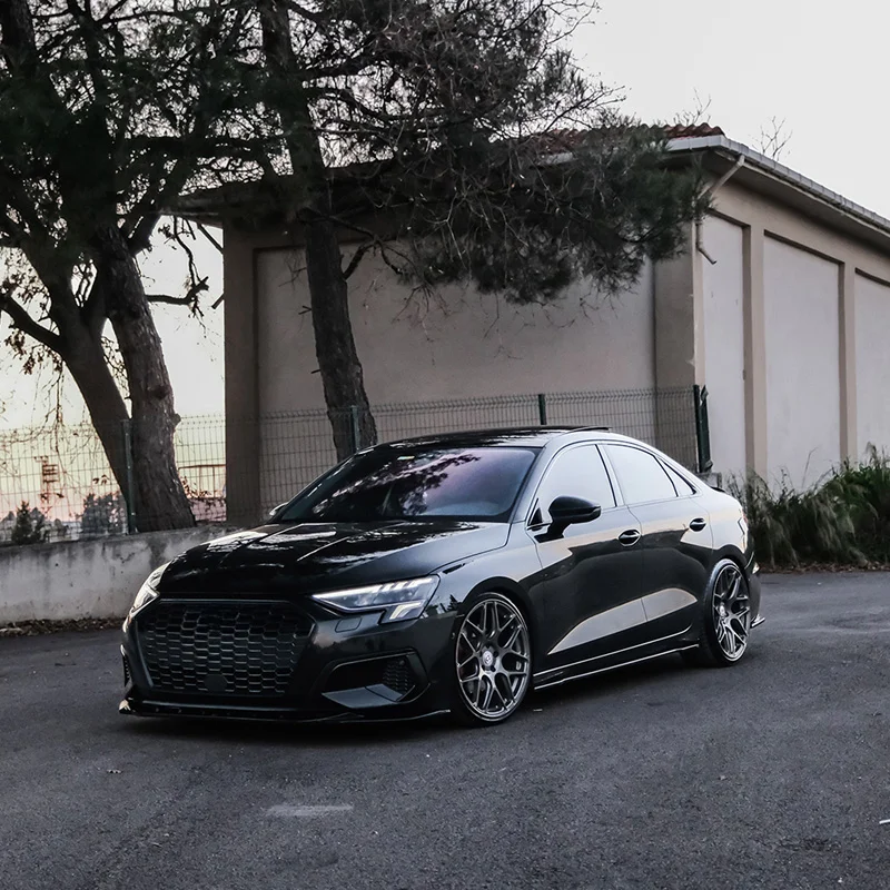 Oneway Complete bodykit passend voor Audi A3 (8Y) Sedan 2020-2024 excl. S-Line/S3/RS3 – Glanzend zwart