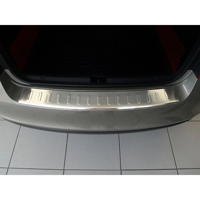 Avisa RVS Achterbumperprotector passend voor Skoda Rapid 2012-2017 & FL 2017- - Zilver