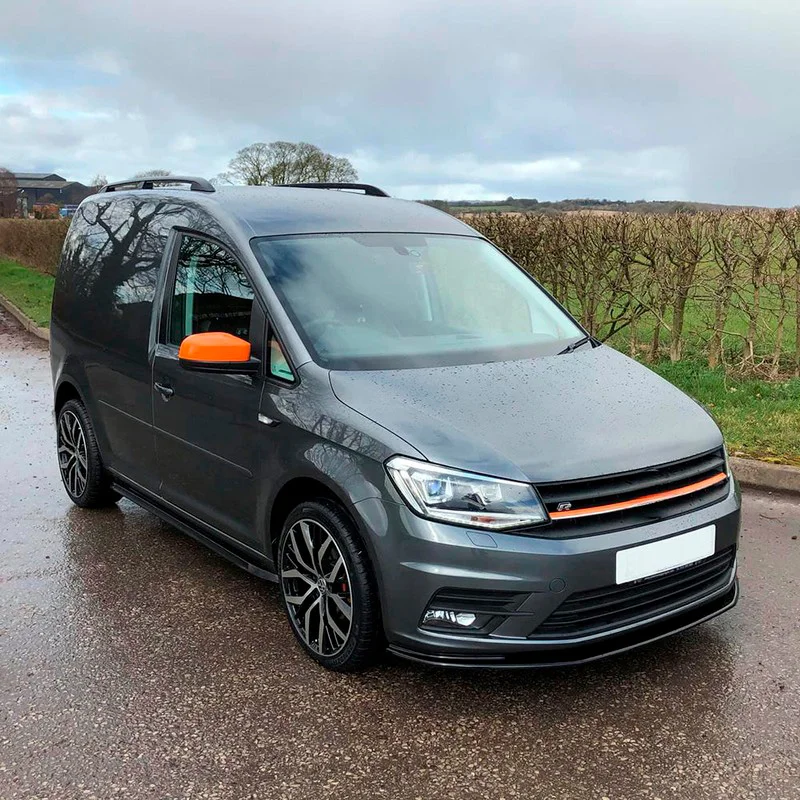 Oneway Voorspoilerlip passend voor Volkswagen Caddy MK4 2015-2020 – Glanzend zwart