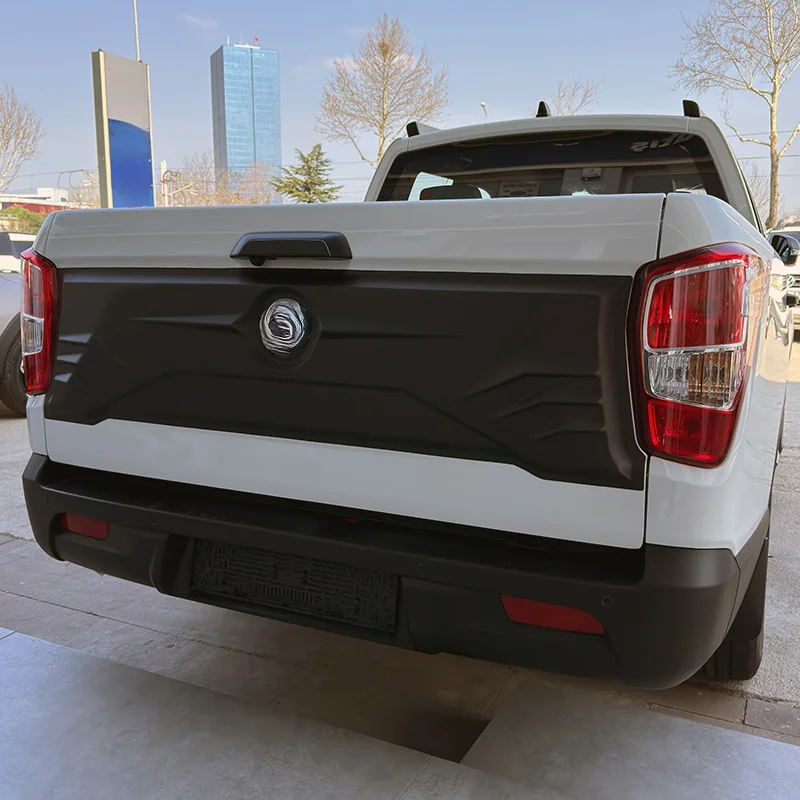Oneway Achterklepcover passend voor SsangYong Musso Grand 2018- - Matzwart