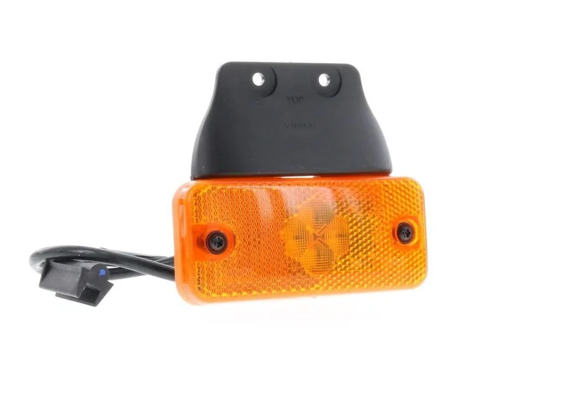 LED markeringslicht amber | ADR | 24v | 100cm. kabel | 1,5mm². connector | D10495